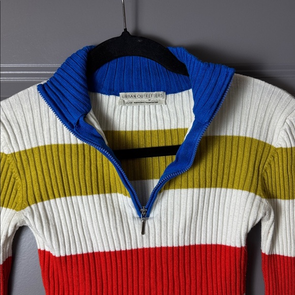 Urban Outfitters Half Zip Sweater - Picture 4 of 11